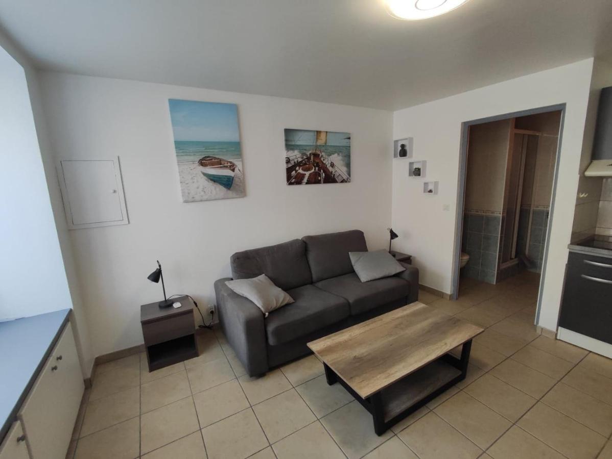 Studio 2 Personnes En Centre Ville Saint-Pierre-de-Plesguen Esterno foto